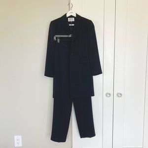 🤍 euc | classic vintage suit (jacket and pants)